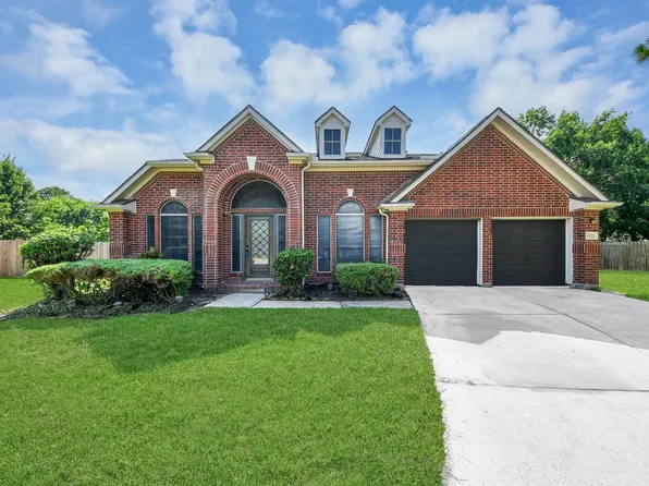 8322 Adler Lake Dr, Houston, TX 77083