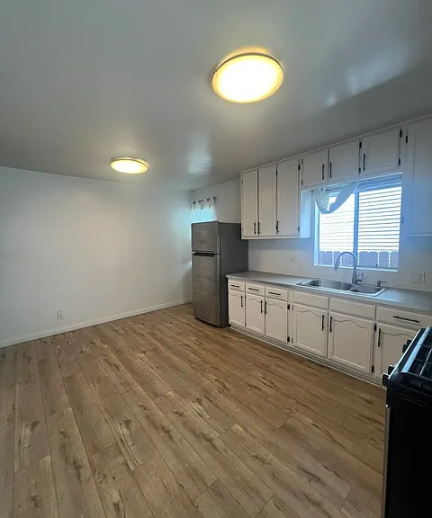 1449 W 35th Pl #1449 — Photo 14