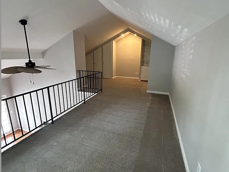 3229 W End Cir #3229 — Photo 23