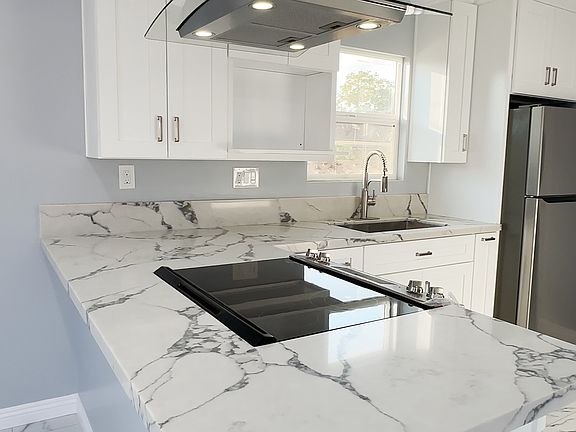 4th image of 1 Claretta Ave