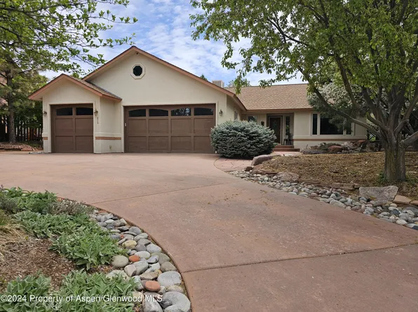 876 Antler Point Ln, Silt, CO 81652