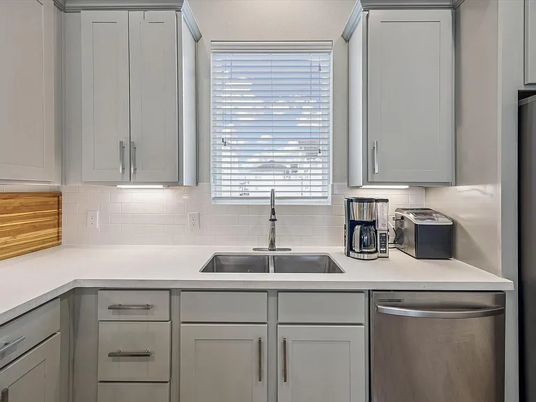 803 Sienna Palm Ln — Photo 13
