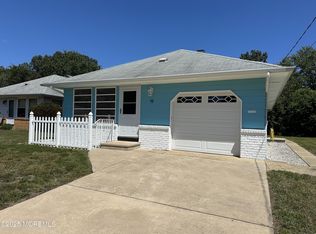 19 Mount Blanc Ln, Toms River, NJ 08753