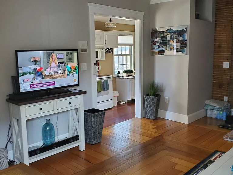 35 Pelham St #1 — Photo 7