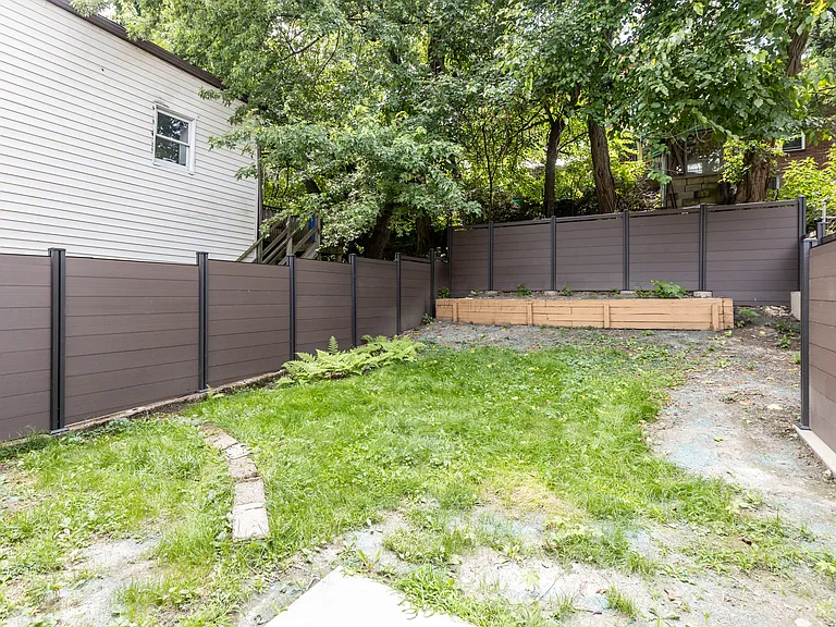746 Loretta St — Photo 27