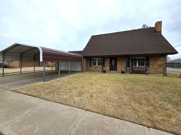 1800 N Zimmers St, Pampa, TX 79065