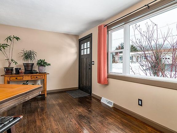 5th image of 14 Myra Rd