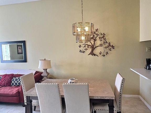 5th image of 117 Waterside Dr #117