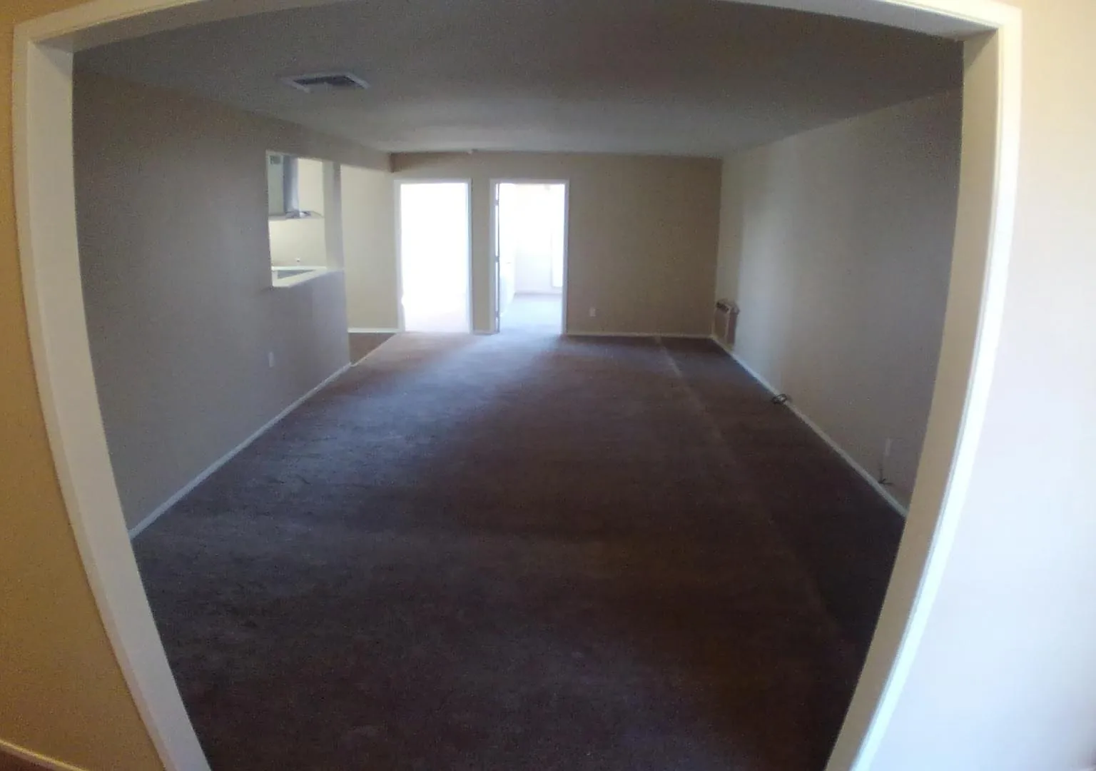 4 bed, 1200 sqft, $2,950 — Photo 3