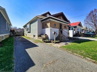 37 Kernahan St, Saint Catharines, ON