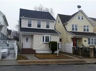 20960 111th Rd, Queens Village, NY 11429