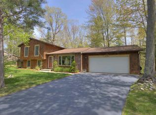 4440 E Timberwood Dr, Traverse City, MI 49686