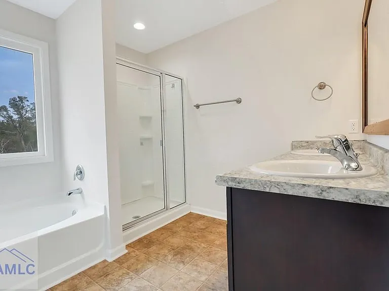 64 Brandonwood Rd NE — Photo 30