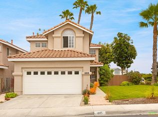 695 Paseo Rio, Vista, CA 92081