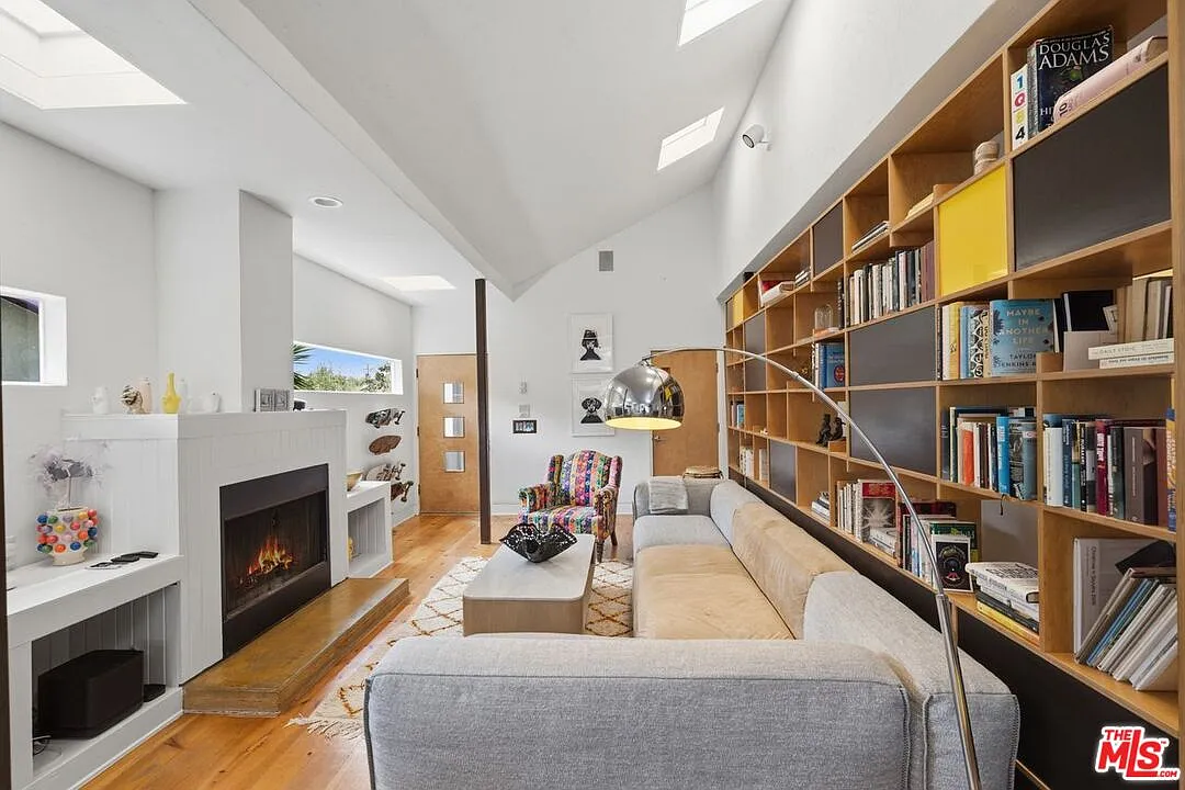 3 bed, 2.0 bath, $11,995 — Photo 4