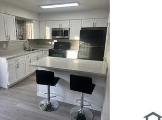 6565 N 19th Ave APT 10, Phoenix, AZ 85015