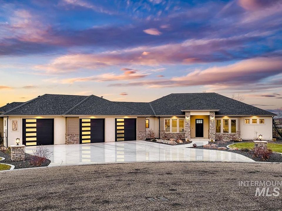 1st image of 22334 Sirocco Ct