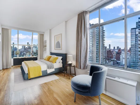 343 East 74th Street image 5 of 16