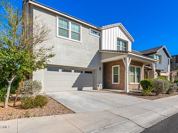 4th image of 1079 S PEDEN Drive