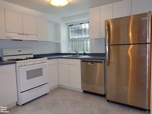 Rented by Brown Harris Stevens | media 1