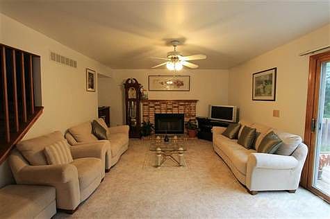 3rd image of 221 Nura Ct