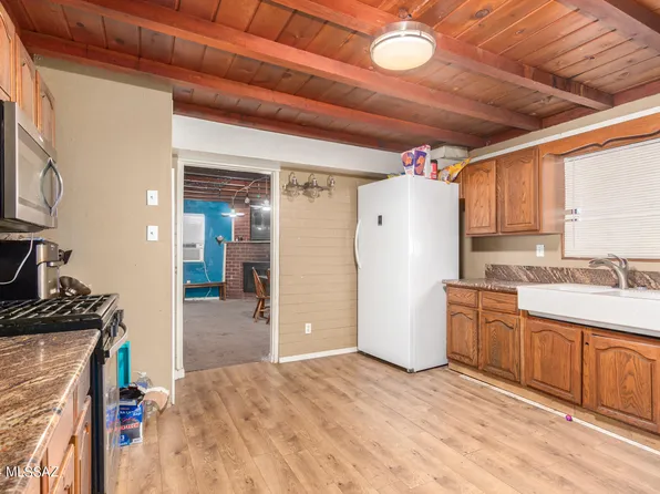 3813 E Ellington Pl, Tucson, AZ 85713