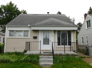 813 E Muir Ave, Hazel Park, MI