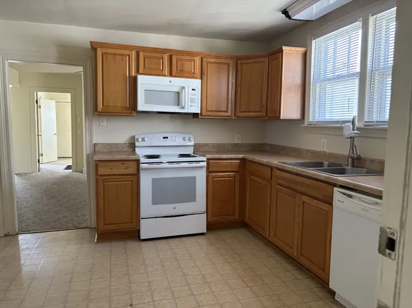 4904 Illinois Ave, Nashville, TN 37209