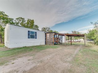 232 S Kerr Rd, Wharton, TX 77488