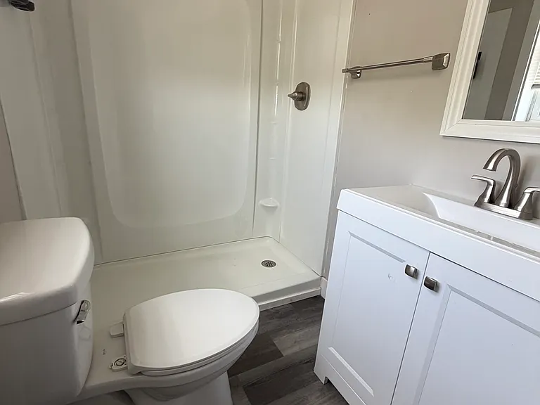 183 N Main St #6 — Photo 6