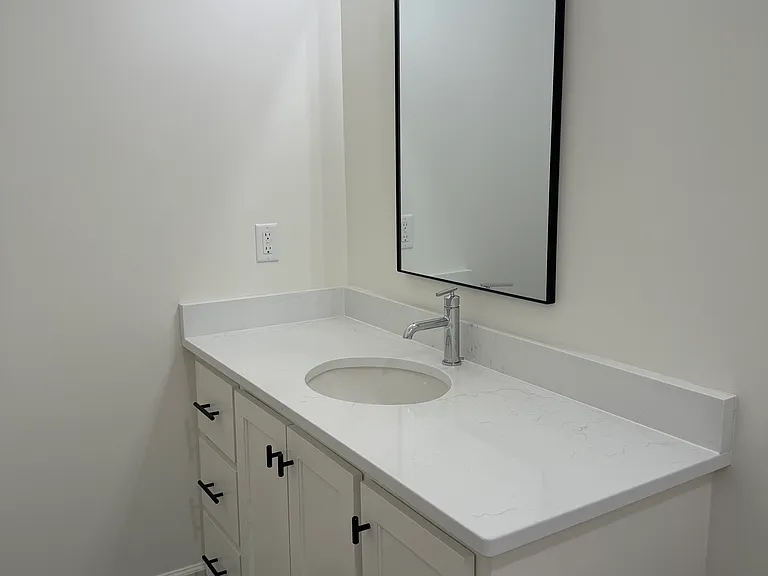 1510 Kaliste Saloom Rd #102 — Photo 10