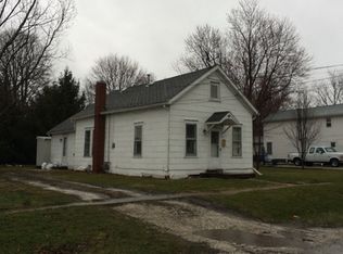 215 W Union St, Mt Sterling, IL 62353