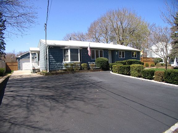 3rd image of 46 S Mallard Ave