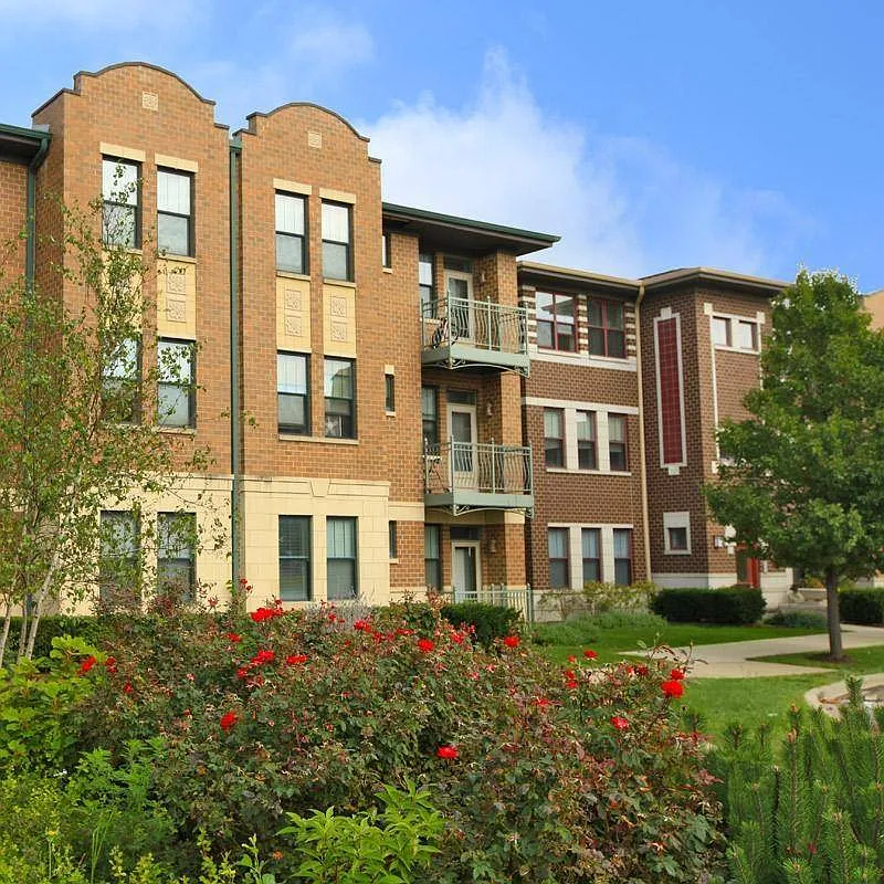 Oakwood Shores — Photo 2