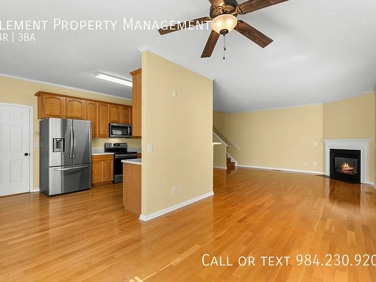 100 Henson Pl — Photo 4