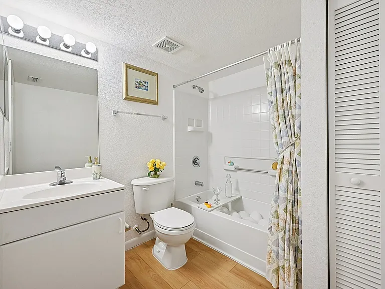 Treasure Cay Apartments — Photo 19