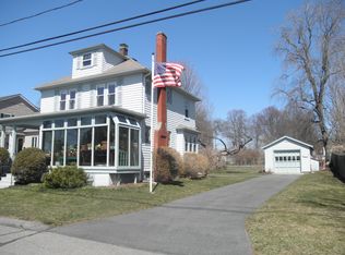 10 Sunset Rd, Nahant, MA 01908