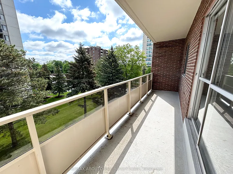 101 Millside Dr #408 — Photo 18