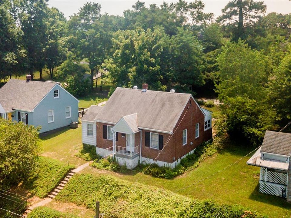 1st image of 1325 Fort Manor Dr