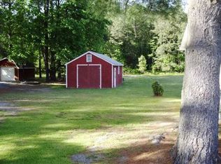 465 General Puller Hwy, Saluda, VA 23149