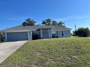 1721 SW 16th Ter, Cape Coral, FL 33991
