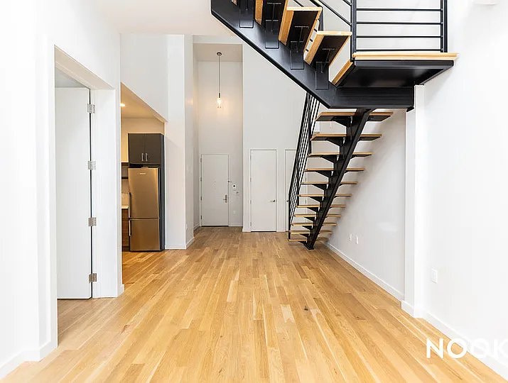 45-57 Davis St #917 — Photo 10