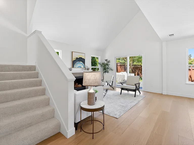 726 Buena Vista Pl — Photo 22