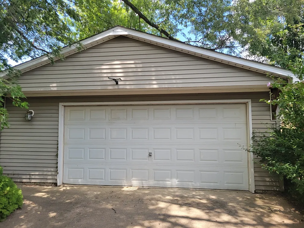 305 Naples Drive - 1 — Photo 4