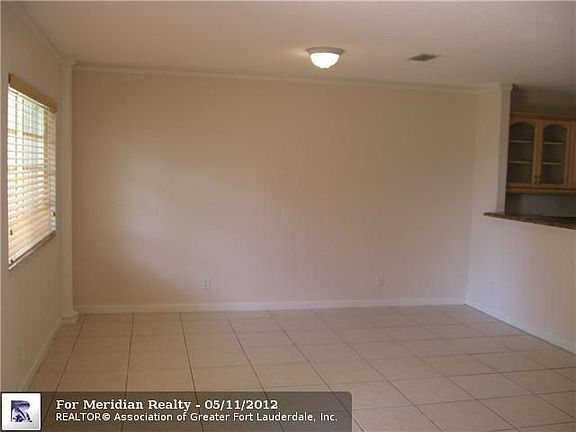 5th image of 9022 NW 38th Dr #6