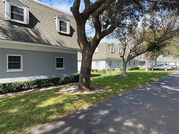 4th image of 1719 Belleair Forest Dr APT C