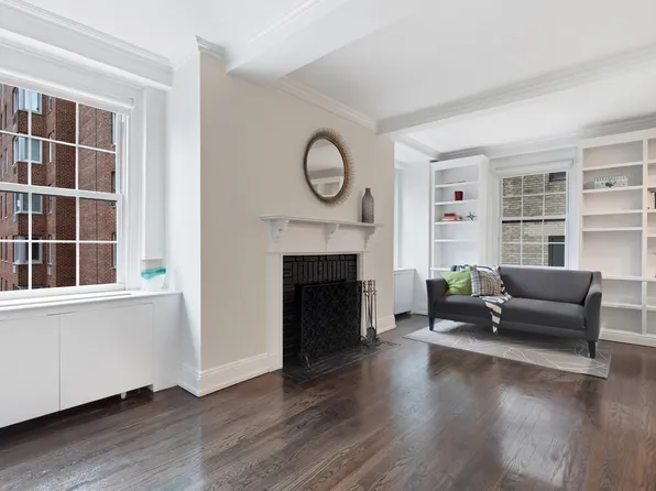 10 Mitchell Place image 1 of 5