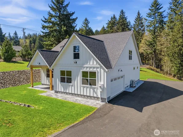 117 Red Hawk Drive, Castle Rock, WA 98611