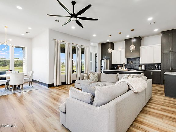 5th image of 103 Queen Palm Cir