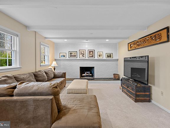 5th image of 2410 Beekay Ct